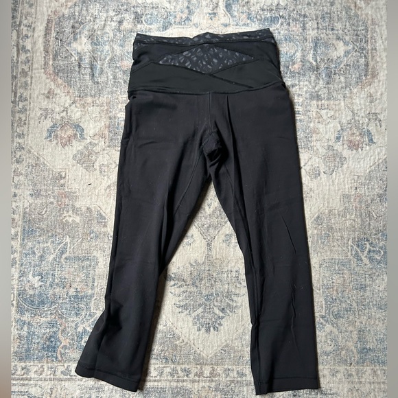 Lululemon Reversible Leggings - Picture 1 of 5